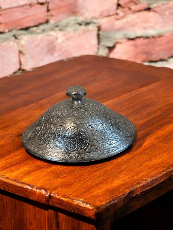 Kubbe Formlu Büyük Metal Kapak | Şekerlik / Sunum Kabı Üstü Antika